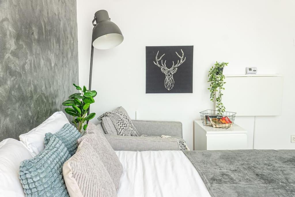 Cosy Nest M&N Condos Bucharest Luaran gambar